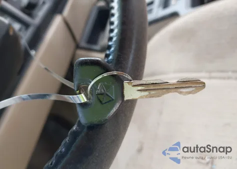 1996 Jeep Cherokee Sport/Classic from USA, damaged, VIN 1J4FJ68S2TL154142